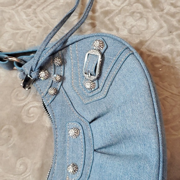 Fashion Shoulder Bag - Picture 3 of 10